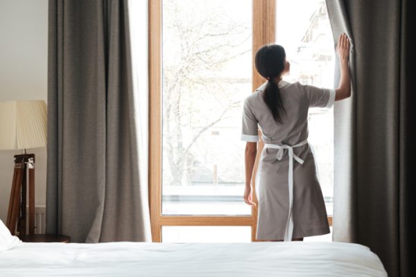trucos para limpiar en el hotel las habitaciones más rápido